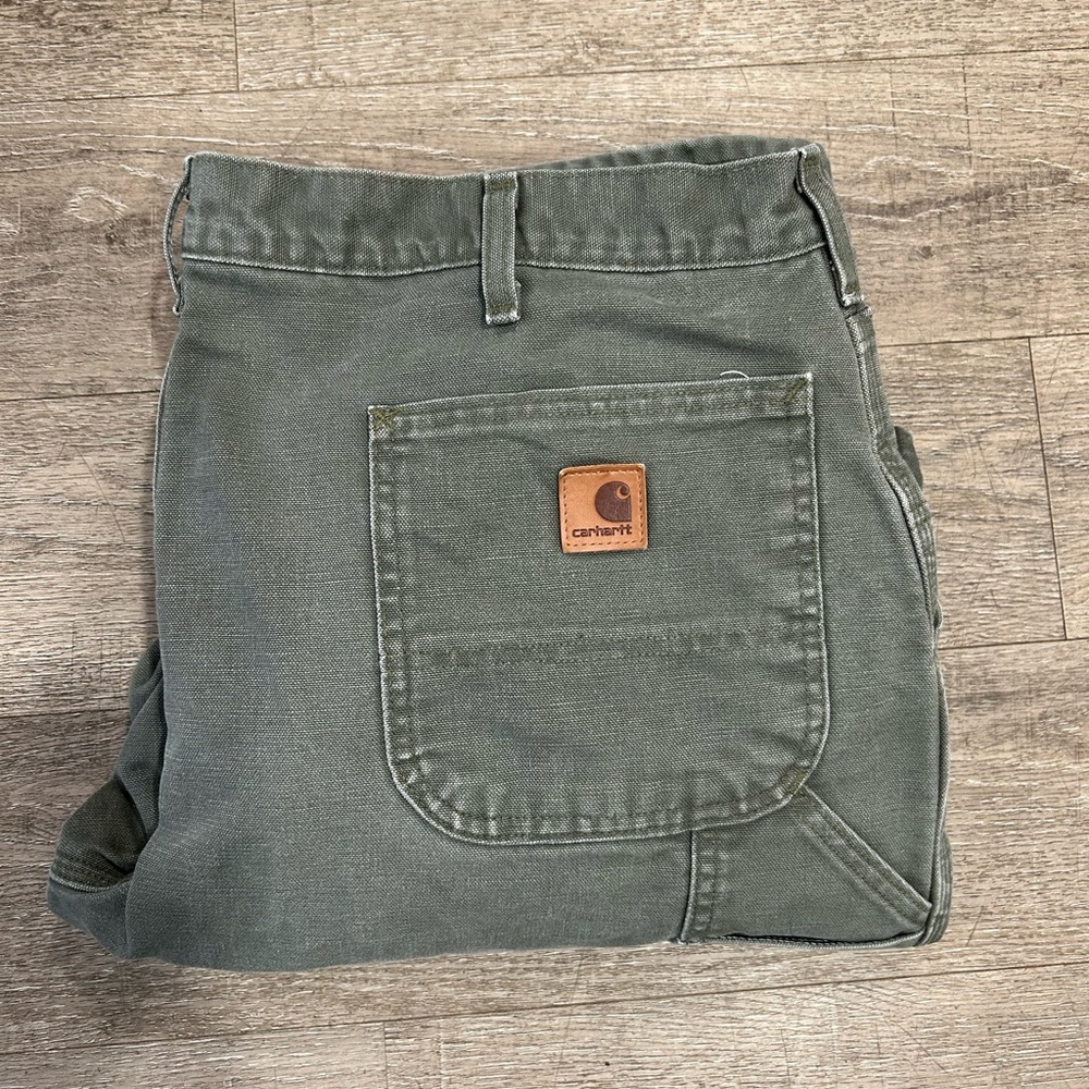 men’s carhartts